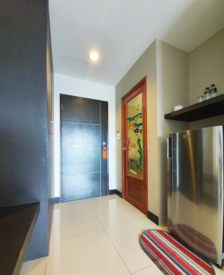 B Space Residence Nong Prue Bagian luar foto