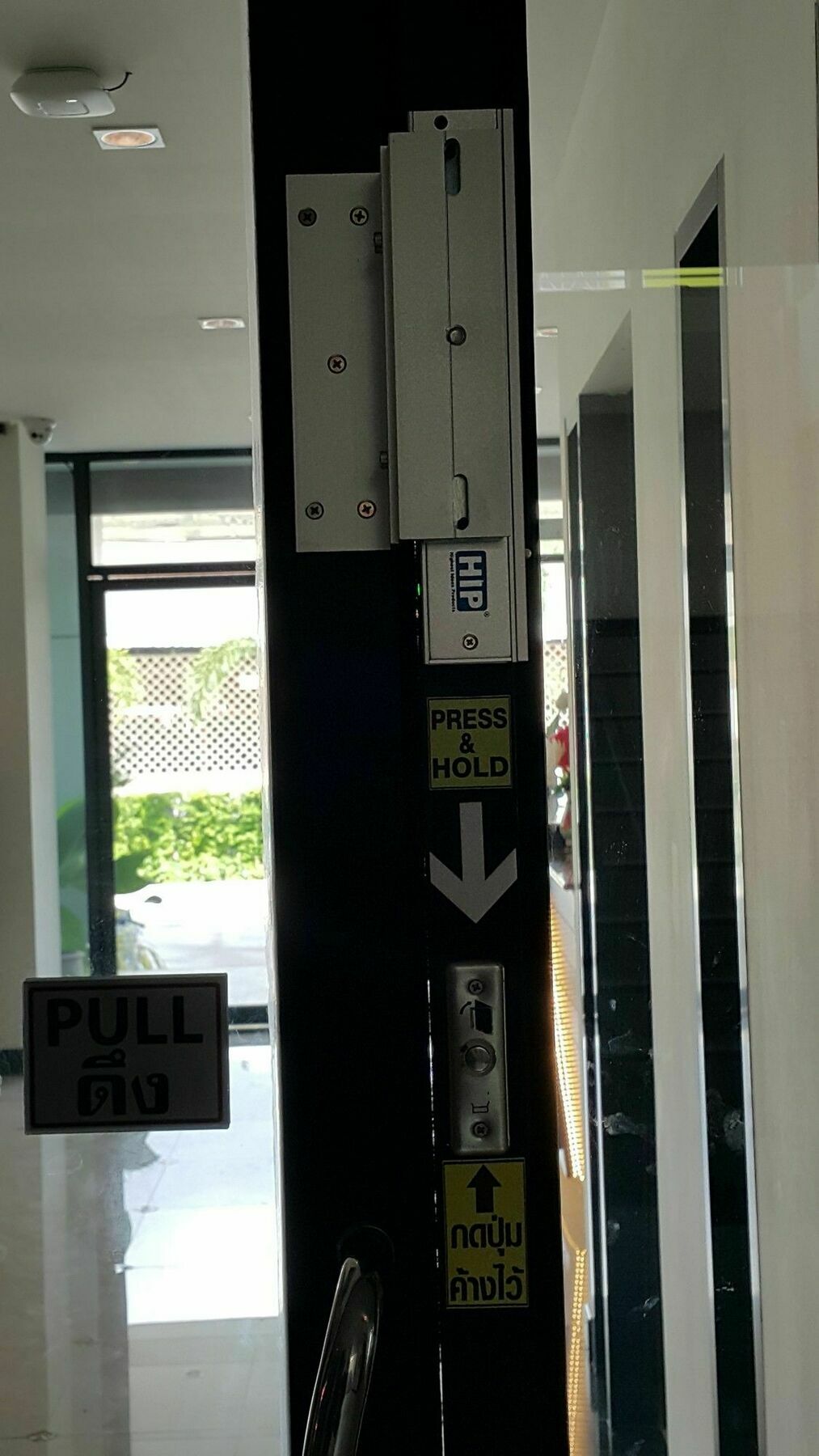 B Space Residence Nong Prue Bagian luar foto